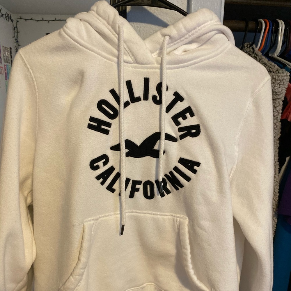 White Hollister Sweatshirt